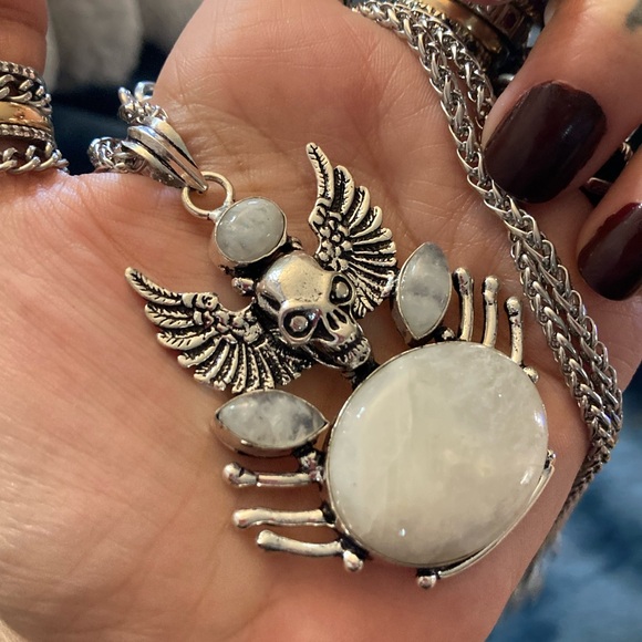 Genuine natural Moonstone gemstones  skull design with wings boho goth necklace - Picture 8 of 15